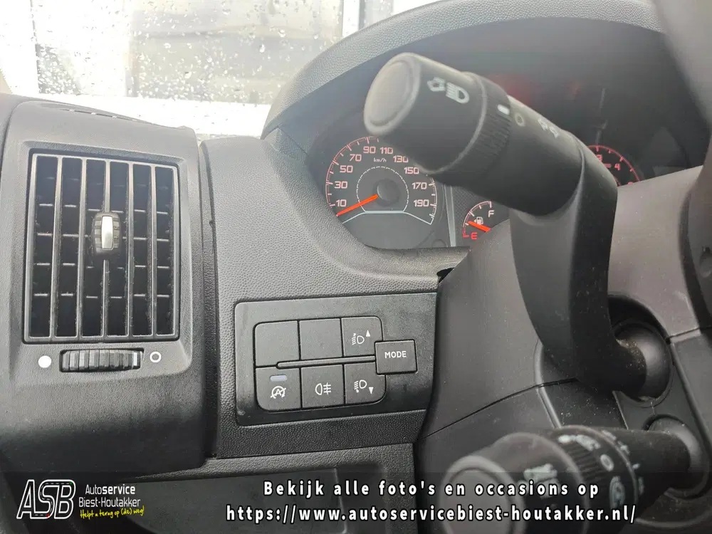 Opel Movano 2.2D 120 L2H2 3.0t uit 2023, foto 18
