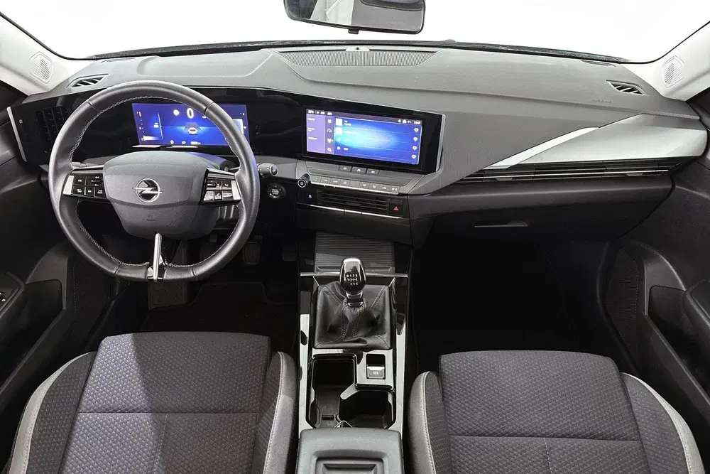Opel Astra 1.2 Edition uit 2023, foto 7