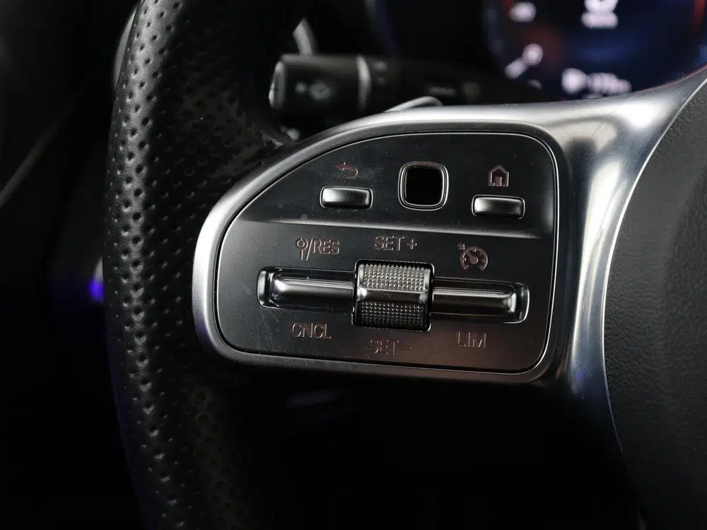 Mercedes-Benz C-Klasse 300e Avantgarde uit 2020, foto 20