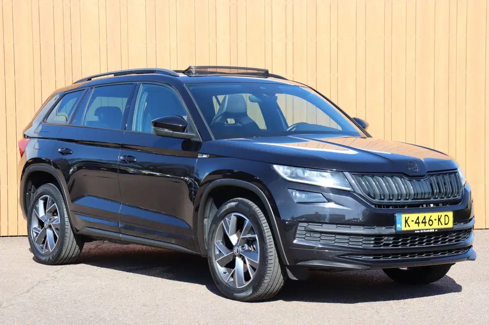 Skoda Kodiaq Kodiaq 1.5 TSI Sportline Bus orgNL schuifd uit 2020, foto 2