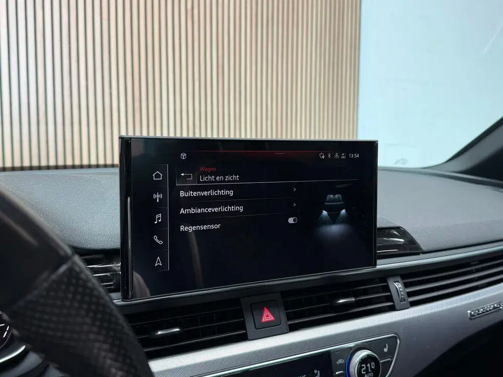 Audi A4 45 TFSI quattro Launch edition Sport uit 2019, foto 10