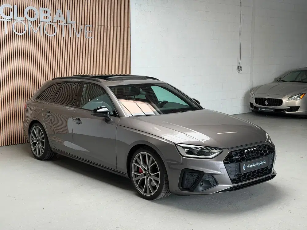 Audi A4 45 TFSI quattro Launch edition Sport uit 2019, foto 2