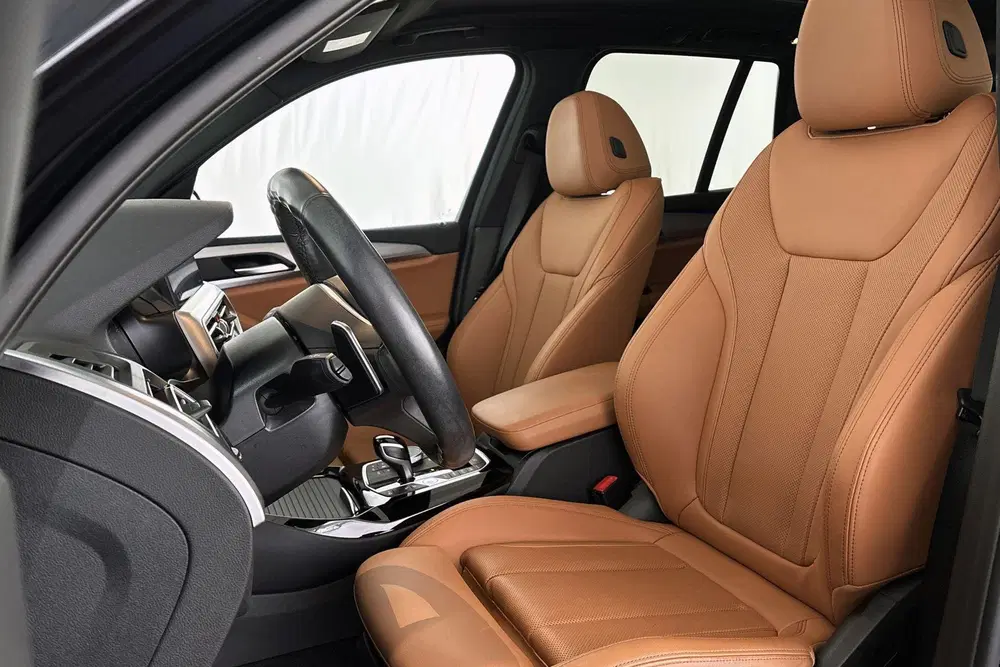 BMW X3 xDrive30e M Sport Panoramadak Stuur-Stoelv uit 2022, foto 6