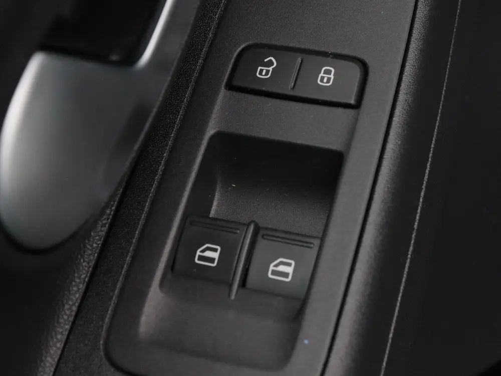 Volkswagen Up! 1.0 65 Pk | Bluetooth | DAB | Airco | Elektri uit 2023, foto 18