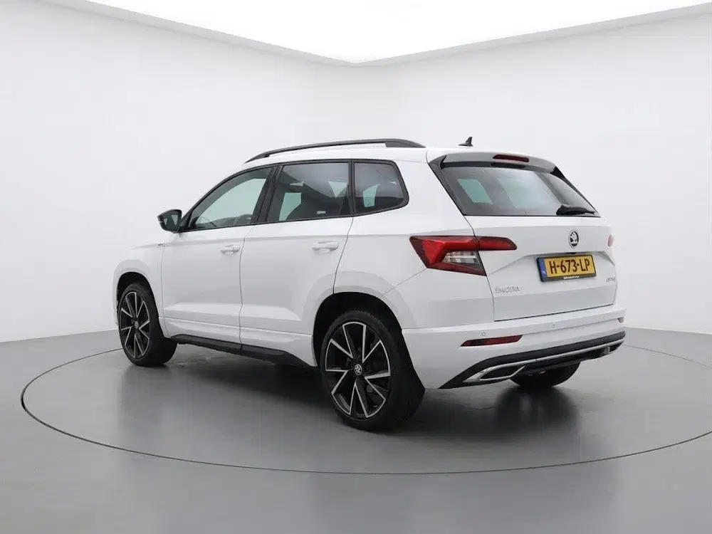 Skoda Karoq 1.5 TSI ACT Sportline Business uit 2020, foto 3