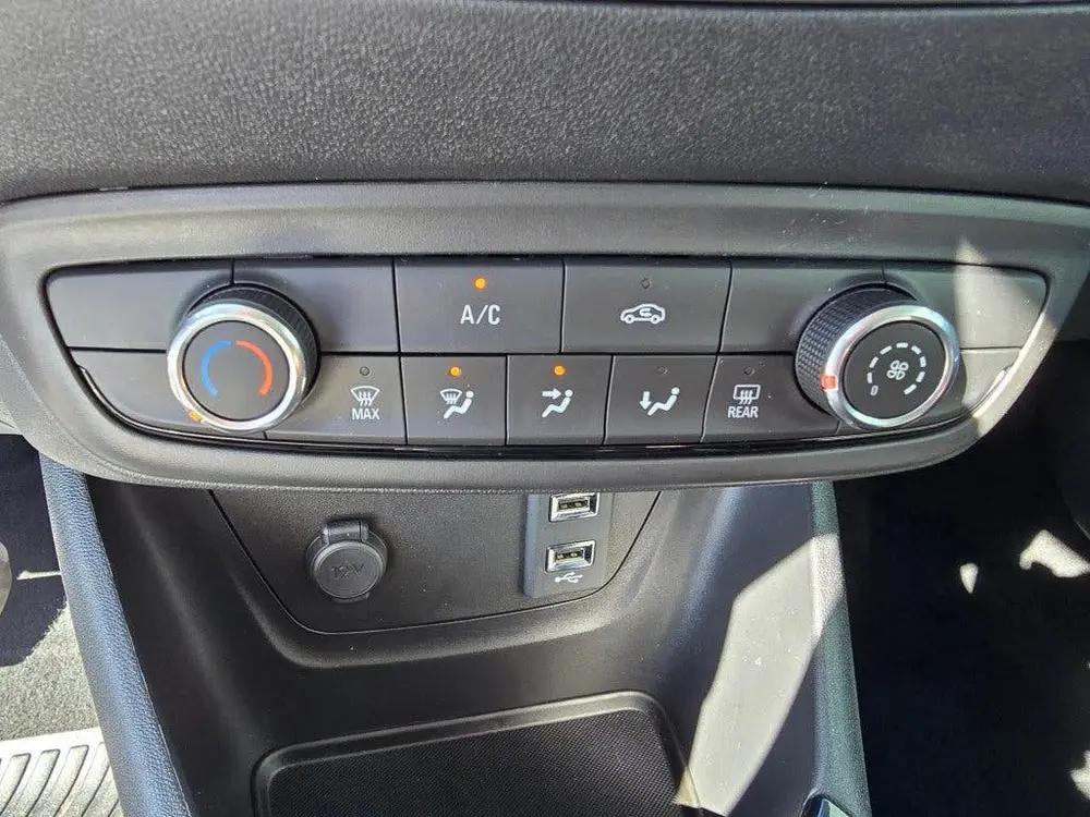 Opel Crossland X 1.2 Turbo Edition NAVI DISTRIBUTIE IS VERNI uit 2019, foto 17