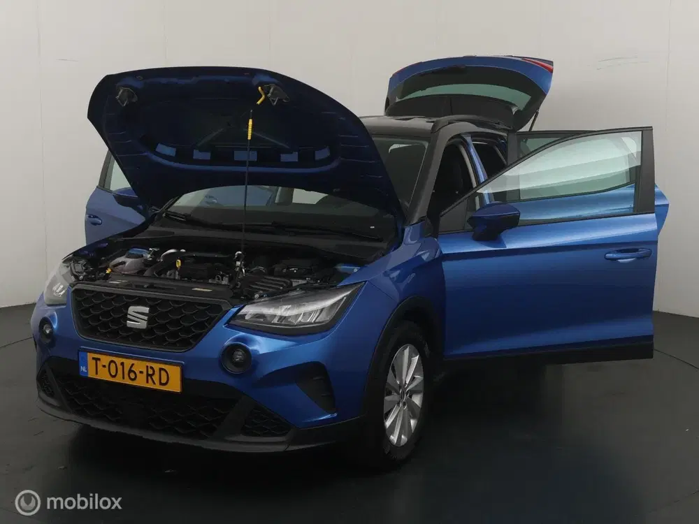 SEAT Arona 1.0 TSI Style Business Connect uit 2023, foto 17