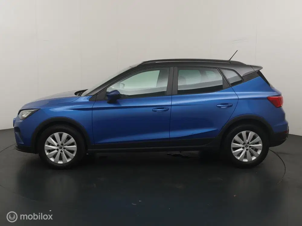 SEAT Arona 1.0 TSI Style Business Connect uit 2023, foto 2