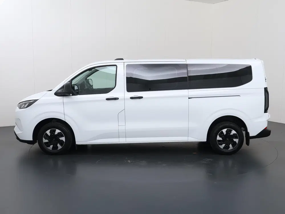 Ford Transit Custom 340 uit 2025, foto 5