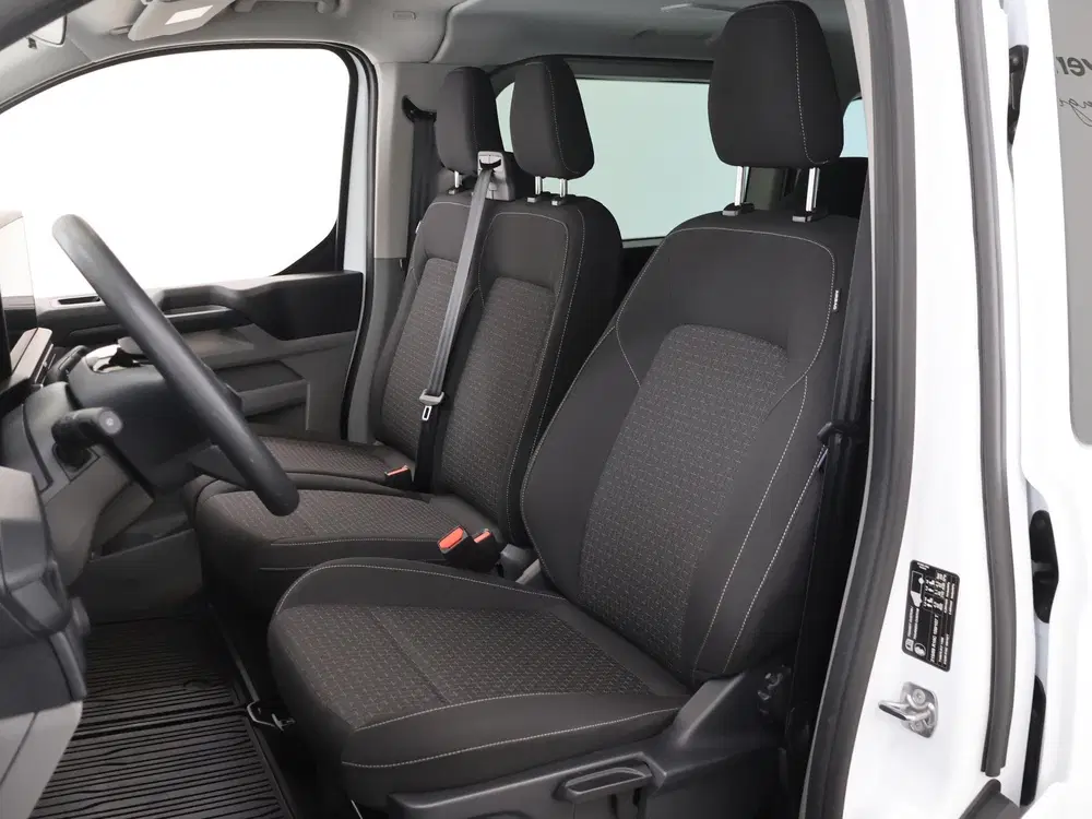 Ford Transit Custom 340 uit 2025, foto 8