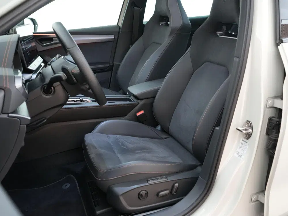 Cupra Leon 1.5 TSI e-Hybrid Business uit 2025, foto 10