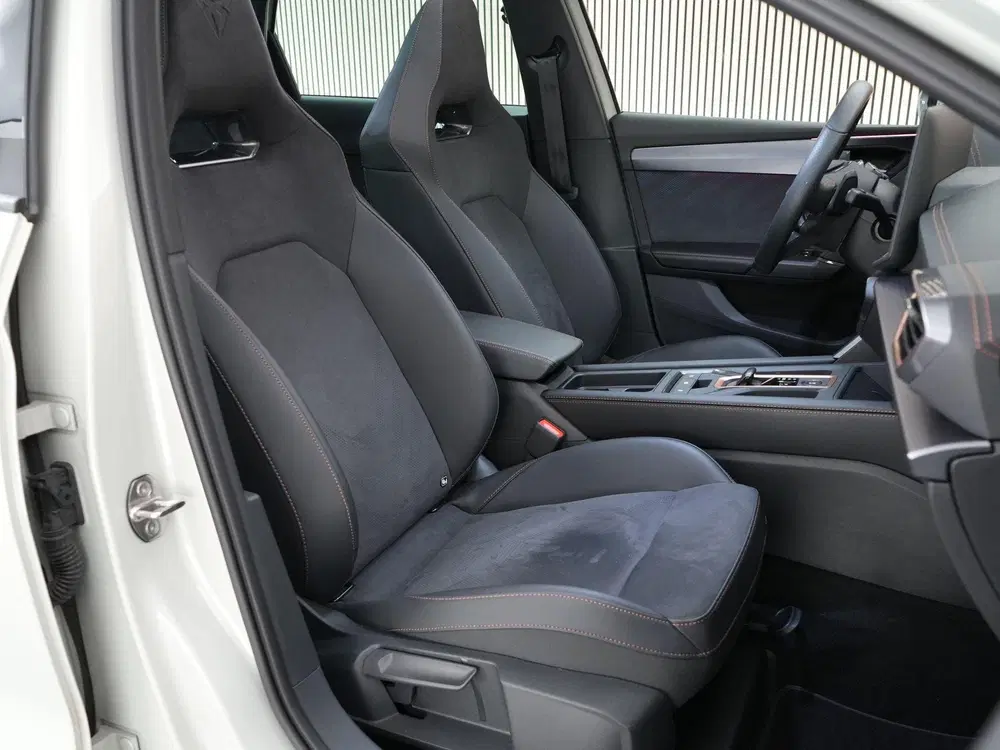 Cupra Leon 1.5 TSI e-Hybrid Business uit 2025, foto 5