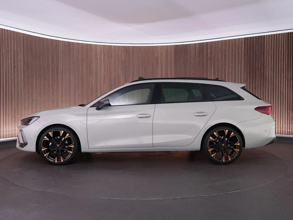 Cupra Leon 1.5 TSI e-Hybrid Business uit 2025, foto 7