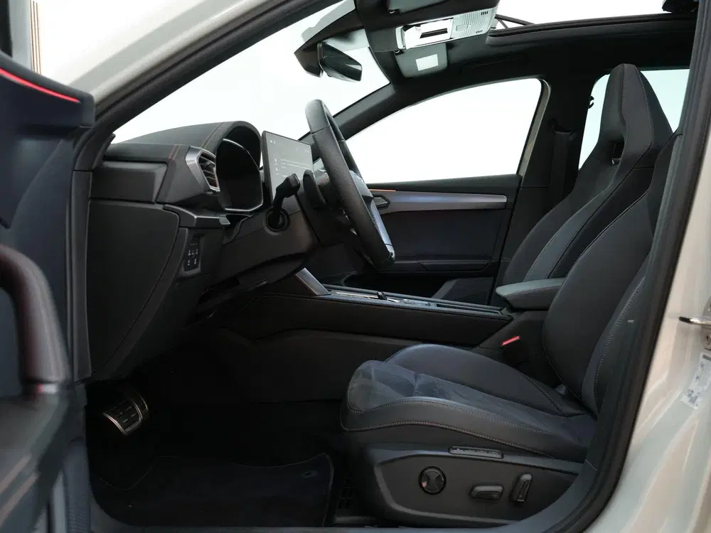 Cupra Leon 1.5 TSI e-Hybrid Business uit 2025, foto 9