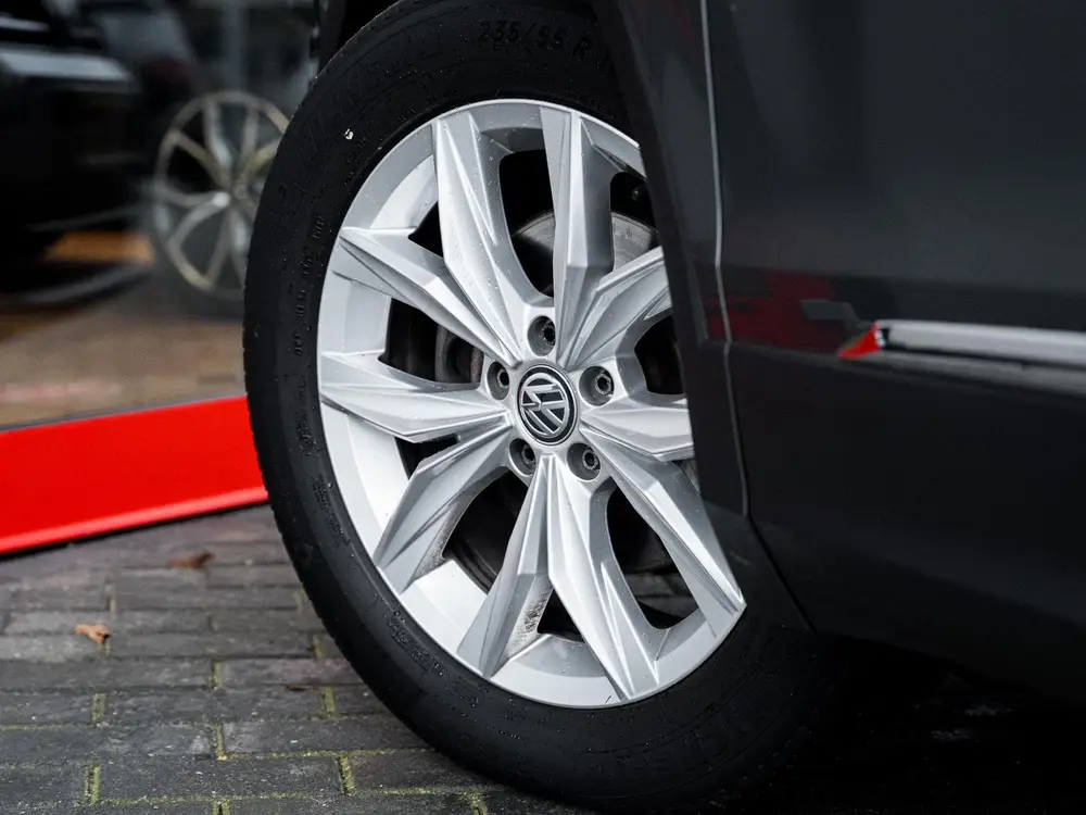 Volkswagen Tiguan 1.5 TSI Comfortline Business | Origineel N uit 2019, foto 14