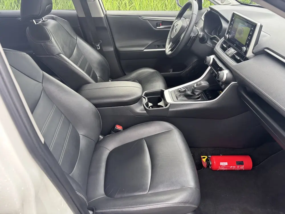 Toyota RAV4 2.0 VVT-iE Executive Trekhaak. (bj 2019) uit 2019, foto 20