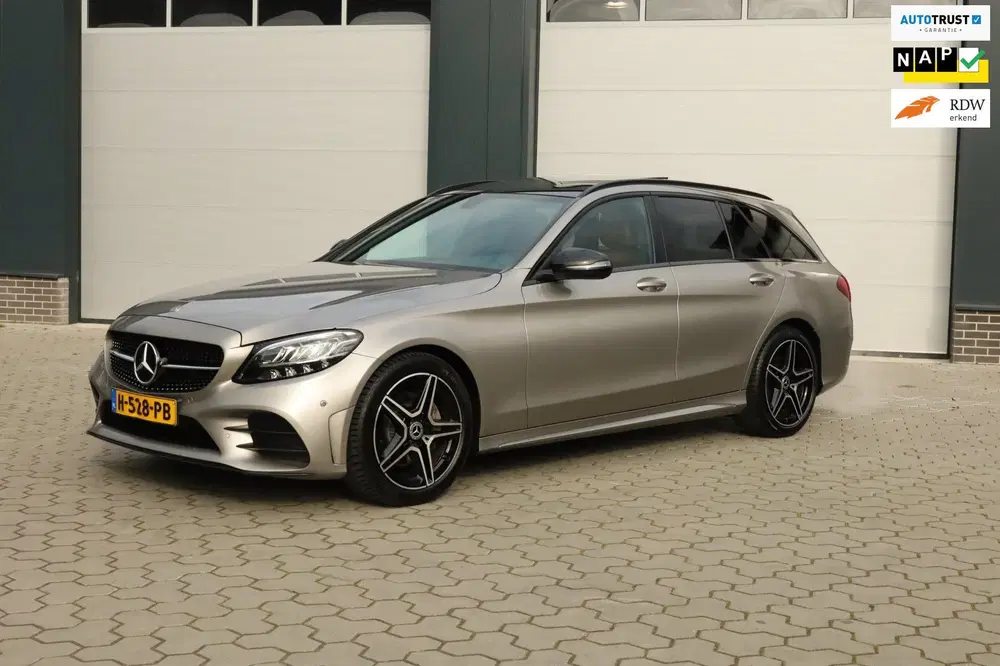 Mercedes-Benz C-Klasse 180 Business Solution AMG Pano uit 2020