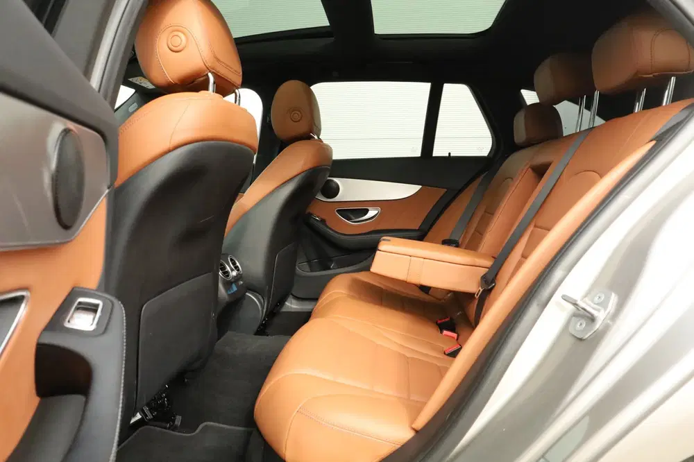 Mercedes-Benz C-Klasse 180 Business Solution AMG Pano uit 2020, foto 12