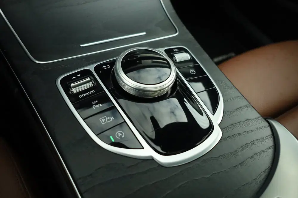Mercedes-Benz C-Klasse 180 Business Solution AMG Pano uit 2020, foto 16