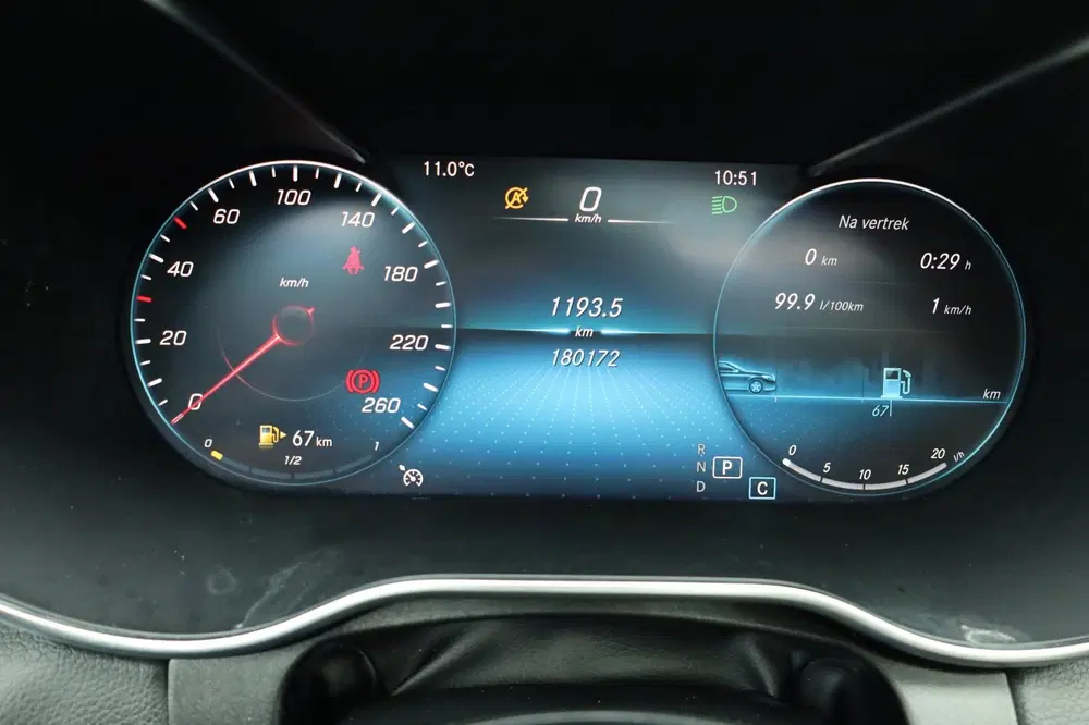 Mercedes-Benz C-Klasse 180 Business Solution AMG Pano uit 2020, foto 18