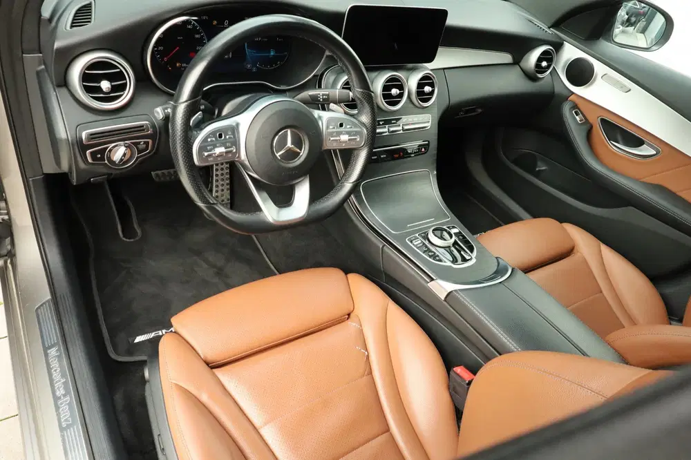Mercedes-Benz C-Klasse 180 Business Solution AMG Pano uit 2020, foto 3