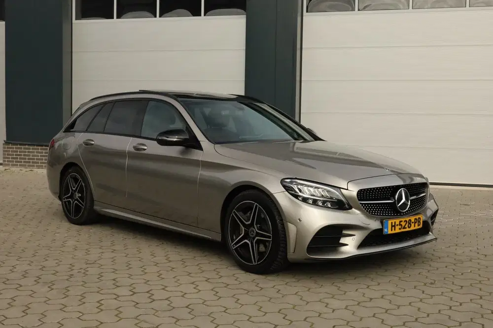 Mercedes-Benz C-Klasse 180 Business Solution AMG Pano uit 2020, foto 4