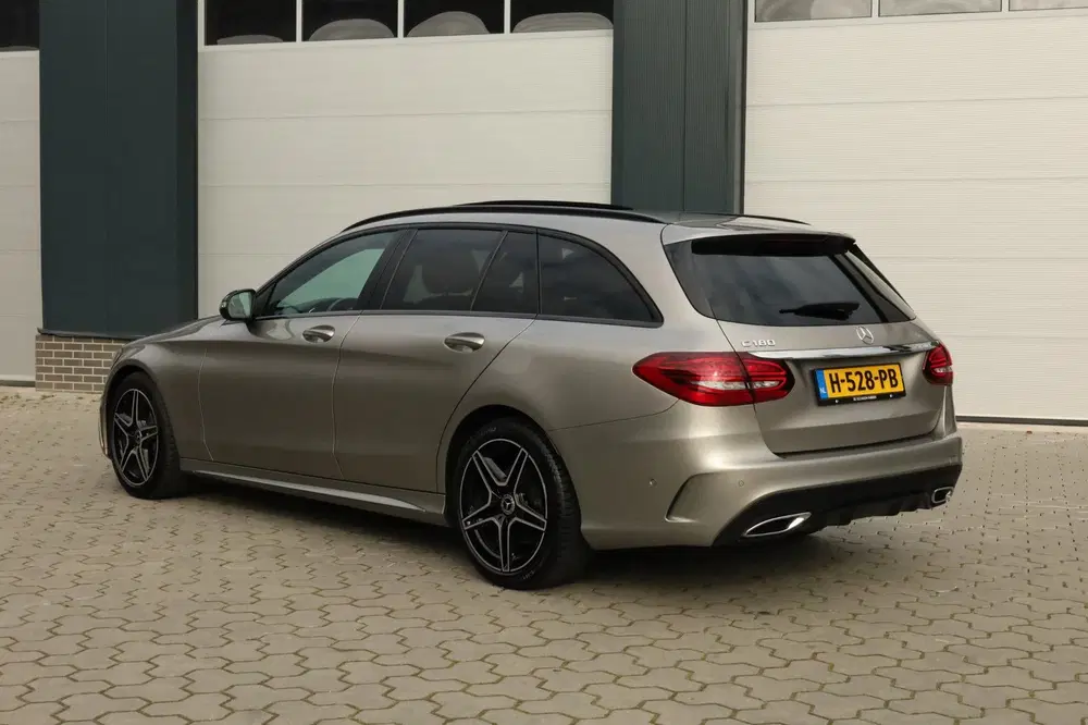 Mercedes-Benz C-Klasse 180 Business Solution AMG Pano uit 2020, foto 5