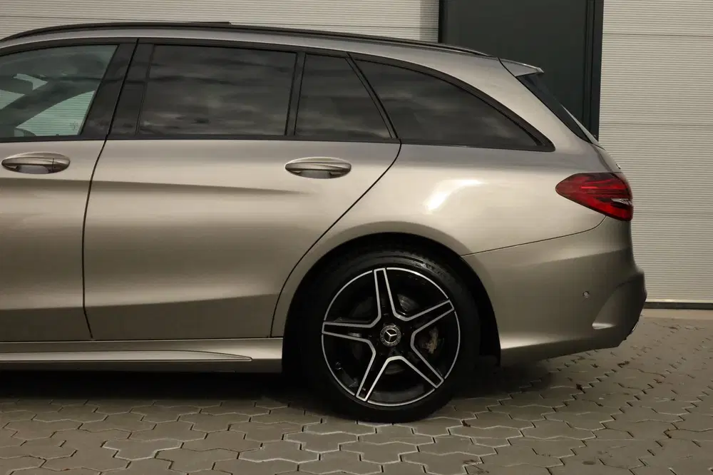 Mercedes-Benz C-Klasse 180 Business Solution AMG Pano uit 2020, foto 8
