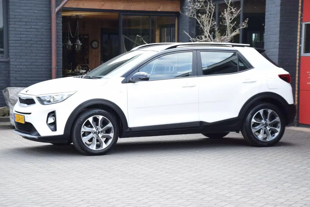 Kia Stonic 1.0 T-GDi DynamicLine 2020 Navi carplay Ca uit 2020, foto 4