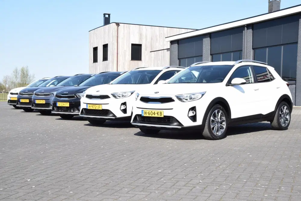 Kia Stonic 1.0 T-GDi DynamicLine 2020 Navi carplay Ca uit 2020, foto 8