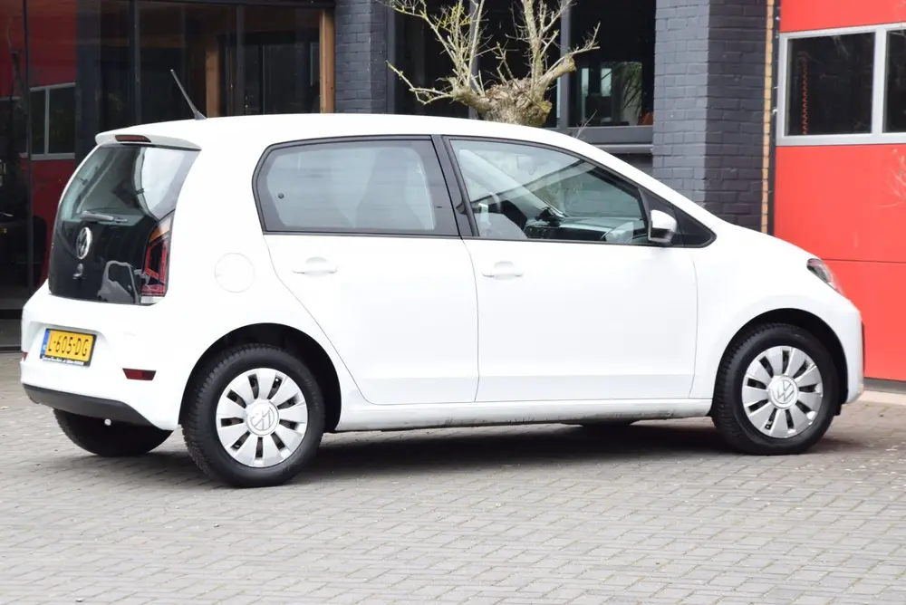 Volkswagen Up! 1.0 5D BMT move up! 2021 5 Deurs Airco Naviga uit 2021, foto 5
