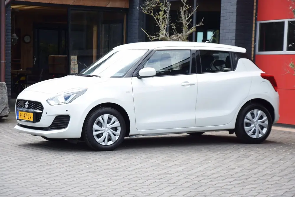 Suzuki Swift 1.2 Comfort Smart Hybrid 2022 cruise contr uit 2022, foto 4