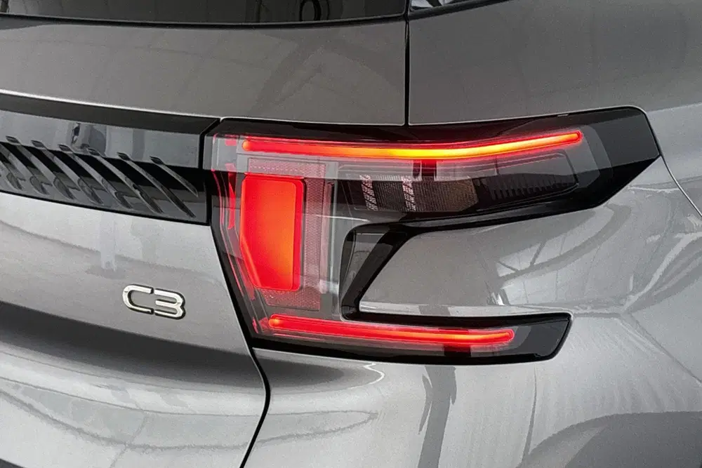 Citroën C3 Aircross Citroen C3 Aircross 1.2 Hybrid 145pk Max S uit 2025, foto 18