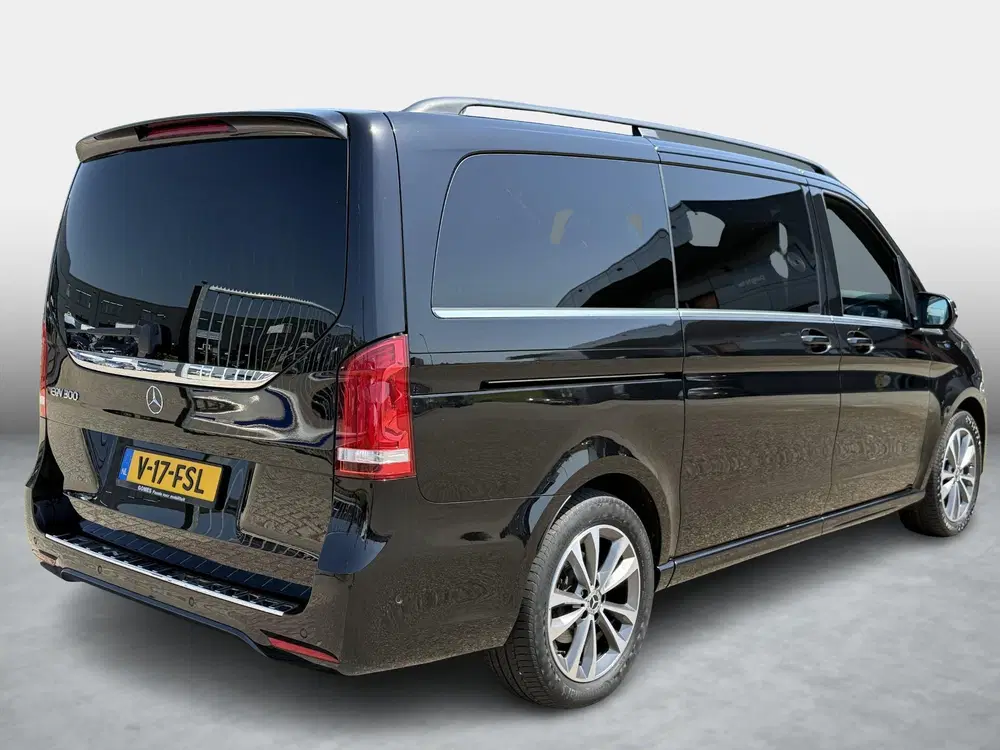 Mercedes-Benz EQV 300 L2 90kWh uit 2022, foto 2