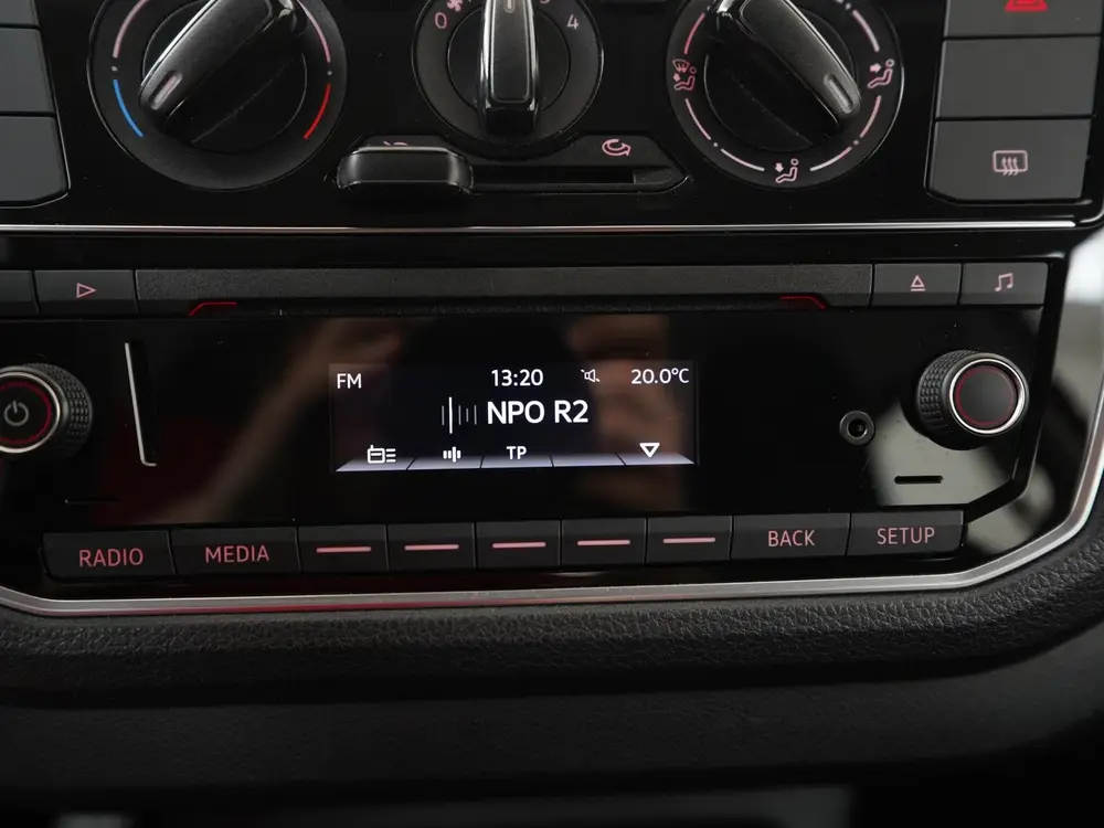Volkswagen Up! 1.0 BMT take up! | Airco | Zondag Open! uit 2019, foto 10
