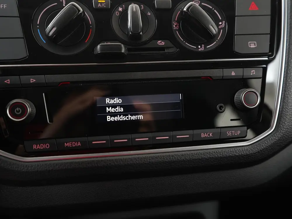 Volkswagen Up! 1.0 BMT take up! | Airco | Zondag Open! uit 2019, foto 12
