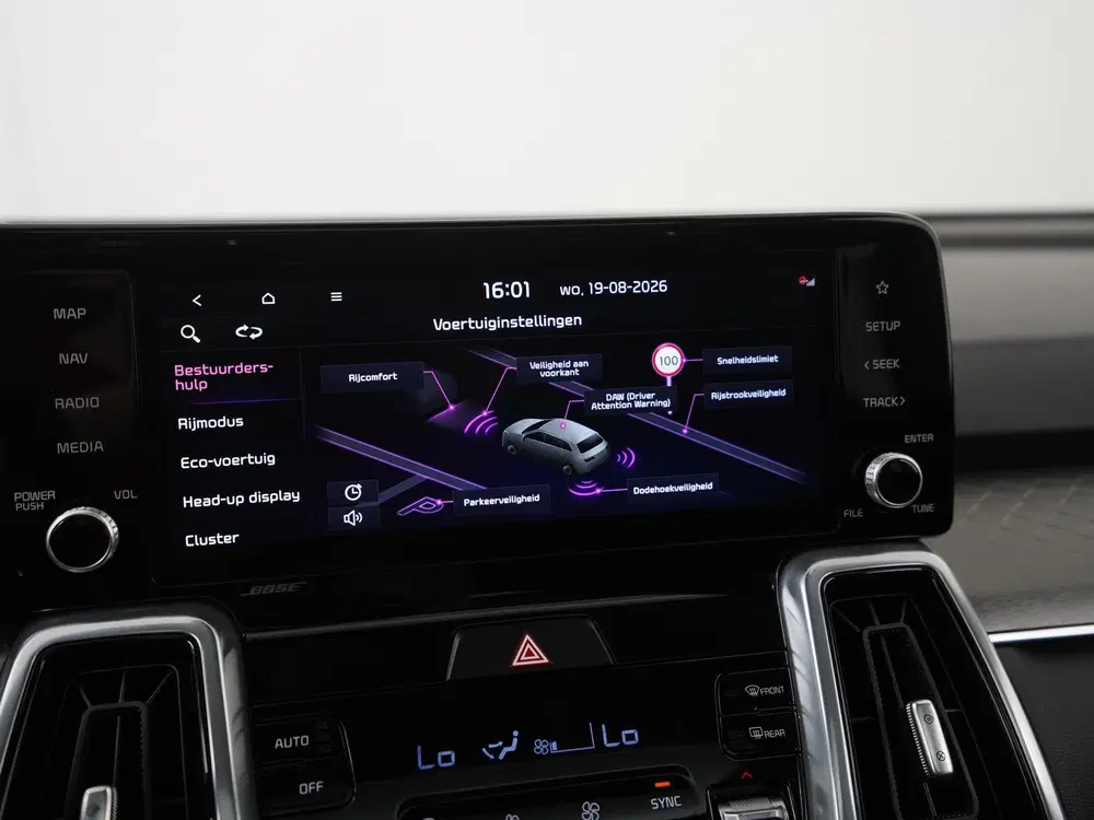 Kia Sorento 1.6 T-GDI Plug-in Hybrid 4WD ExecutiveLine uit 2024, foto 19