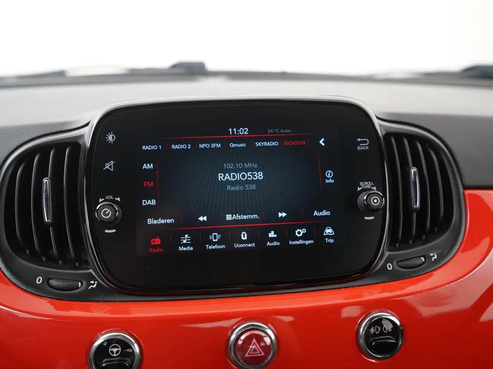 Fiat 500 1.0 Hybrid Cult uit 2023, foto 12