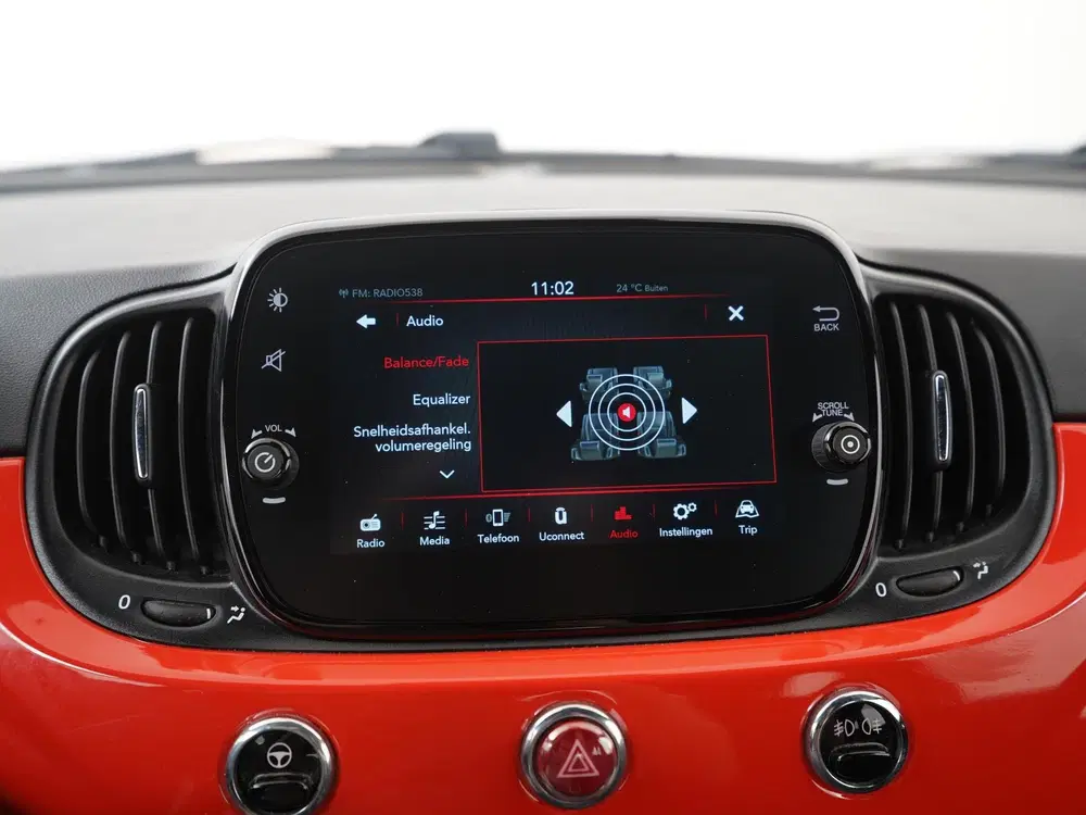 Fiat 500 1.0 Hybrid Cult uit 2023, foto 16