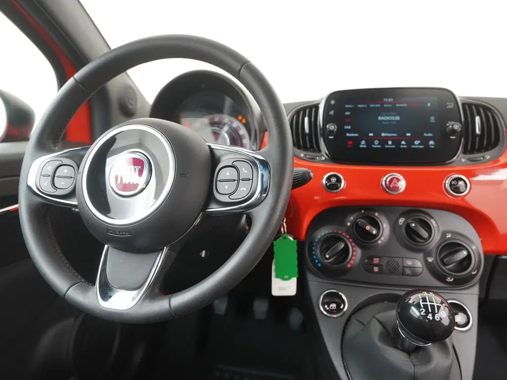 Fiat 500 1.0 Hybrid Cult uit 2023, foto 5