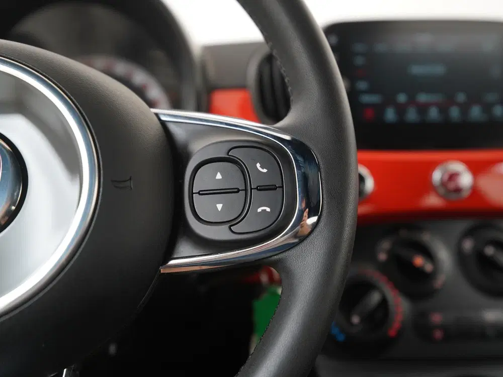 Fiat 500 1.0 Hybrid Cult uit 2023, foto 9