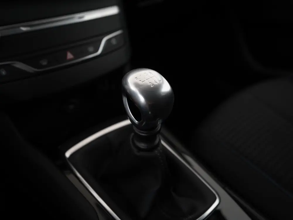 Peugeot 308 1.2 PureTech Style | Zondag Open! uit 2019, foto 10