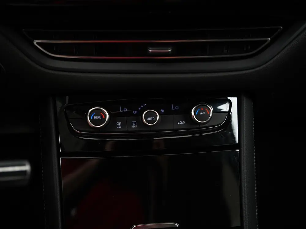 Opel Grandland 1.2 Turbo Elegance uit 2024, foto 11