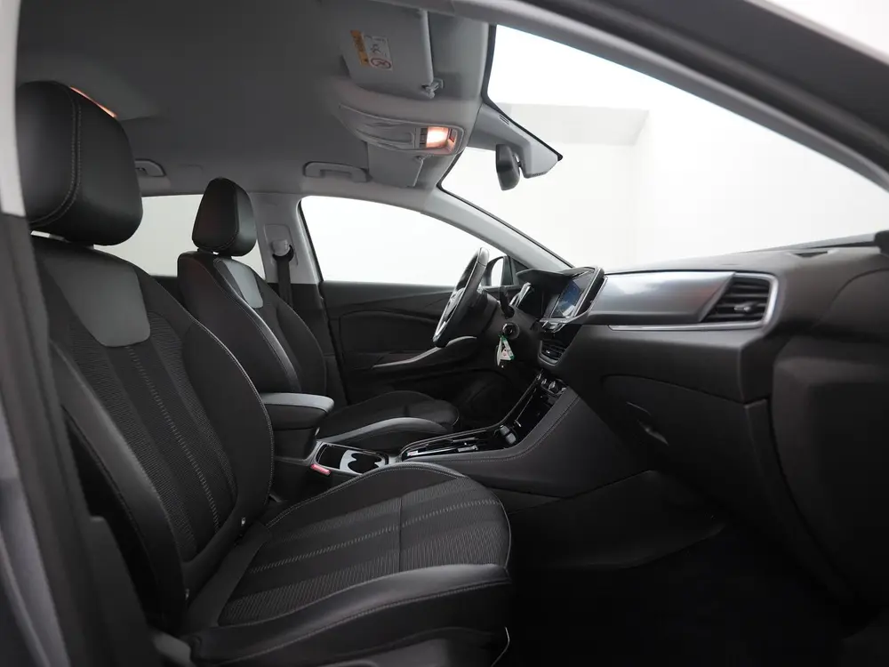 Opel Grandland 1.2 Turbo Elegance uit 2024, foto 3