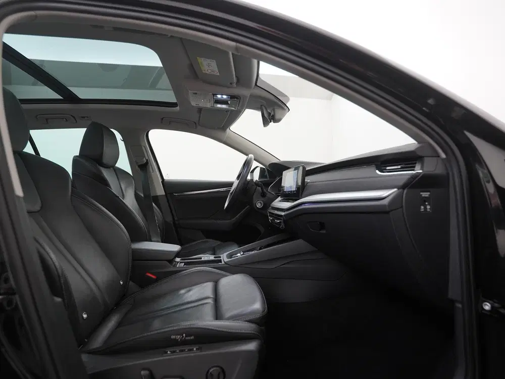 Skoda Octavia 1.4 TSI iV PHEV Style uit 2023, foto 3