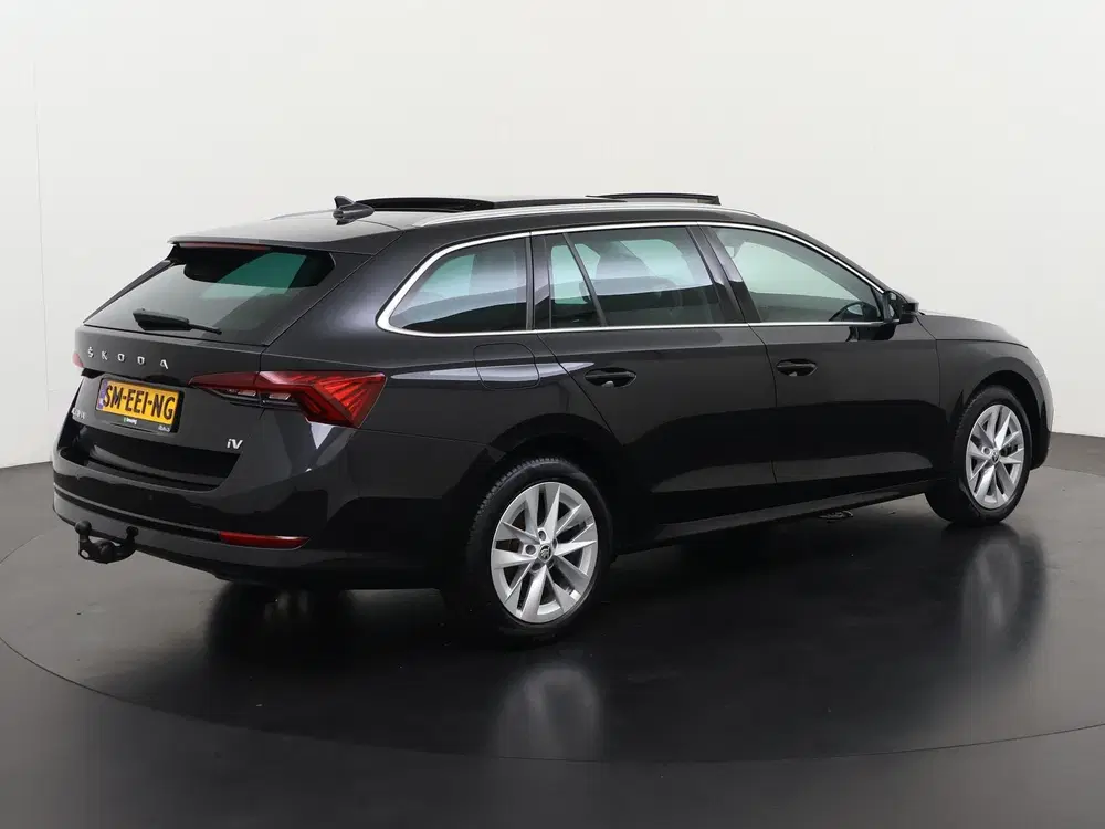 Skoda Octavia 1.4 TSI iV PHEV Style uit 2023, foto 6