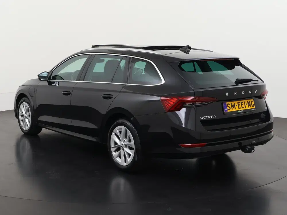 Skoda Octavia 1.4 TSI iV PHEV Style uit 2023, foto 8
