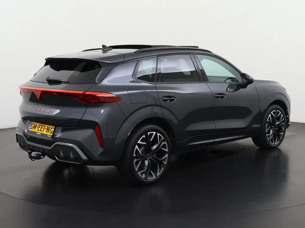 Cupra Terramar 1.5 TSI e-Hybrid Business uit 2025, foto 4