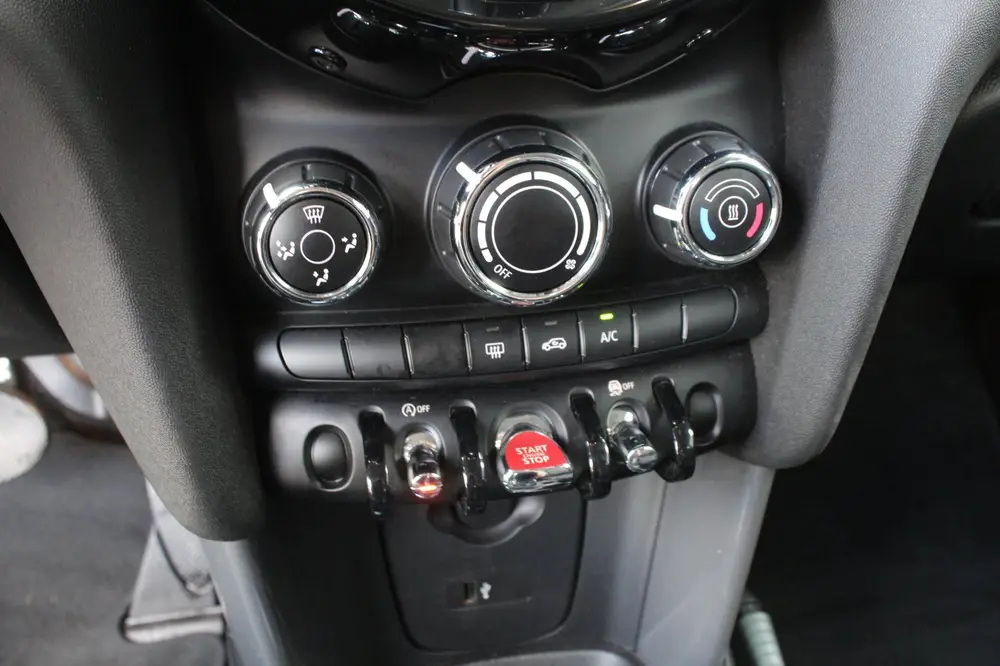 Mini One 1.5 102pk Salt AUTOMAAT NL-Auto NAP uit 2019, foto 15