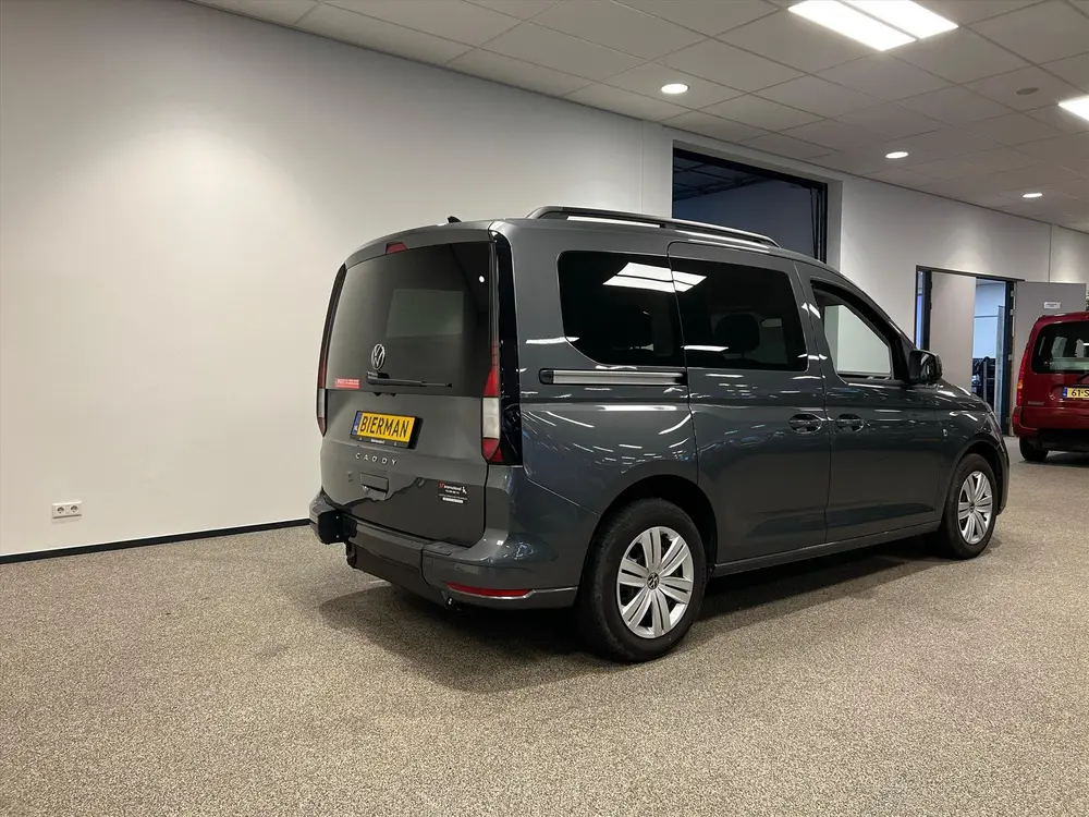 Volkswagen Caddy L1 Rolstoelauto Automaat 3+1 of 5+0 uit 2021, foto 12